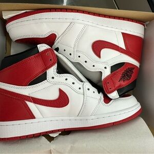 Air Jordan 1 Heritage never worn